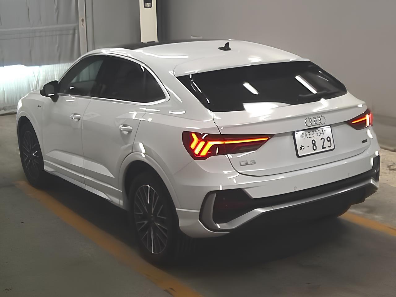 🚘Audi Q3 Sportback 35TFSI S line
2021 год | 18 828 км
Бензин 1.5 л • 150 л.с. • Передний привод
Правый руль 🇯🇵(Аукцион ZIP Tokyo)
Оценка - 5 из 5 | Сетка — социальная сеть от hh.ru