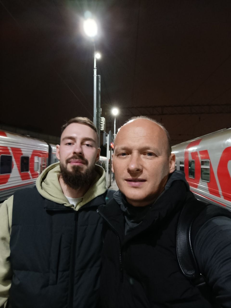 Первая часть отпуска успешно завершилась!
Наполнился впечатлениями, посетил множество классных мест и новых городов. Теперь настало время для развития | Сетка — социальная сеть от hh.ru