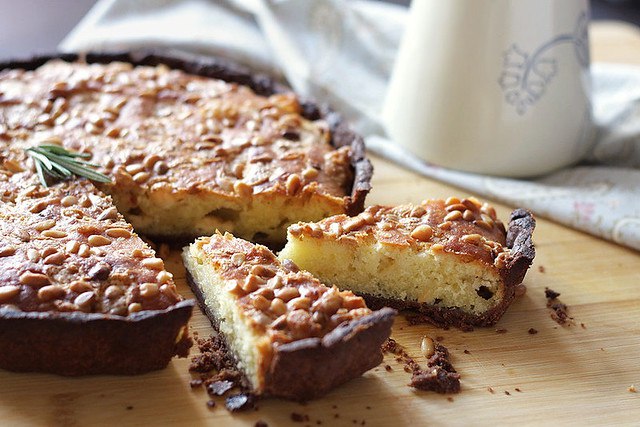 ✨ Невероятный пирог с кедровыми орешками: рецепт, от которого вы будете в восторге! 😋🌰 ✨
Привет, друзья! Сегодня я поделюсь с вами рецептом потрясающего пирога, который покорит ваши сердца (и желудки ... | Сетка — социальная сеть от hh.ru