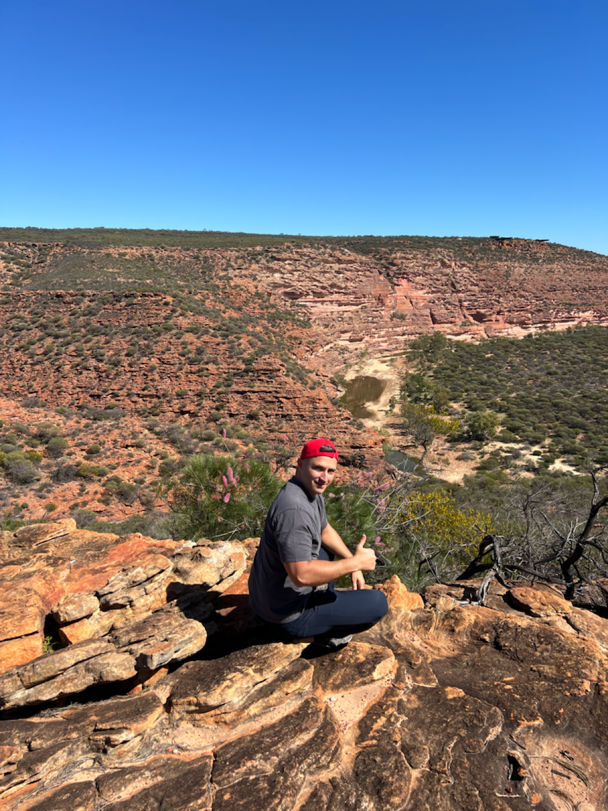 Your best business ideas aren’t always found at your desk. Sometimes, they’re on a direct flight from Bali to Western Australia 🇦🇺  | Сетка — социальная сеть от hh.ru