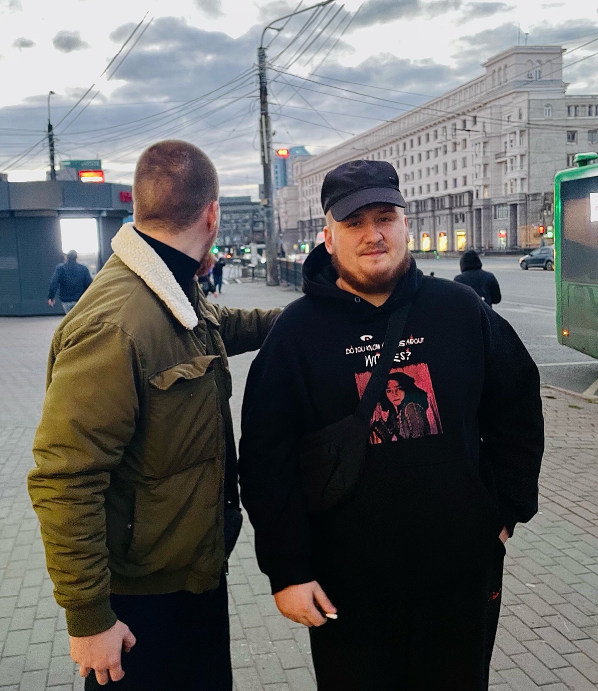 меркантильность убивает души через дисплеи айфонов | Сетка — социальная сеть от hh.ru