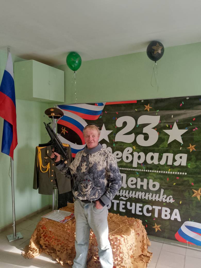 Виктор Райков