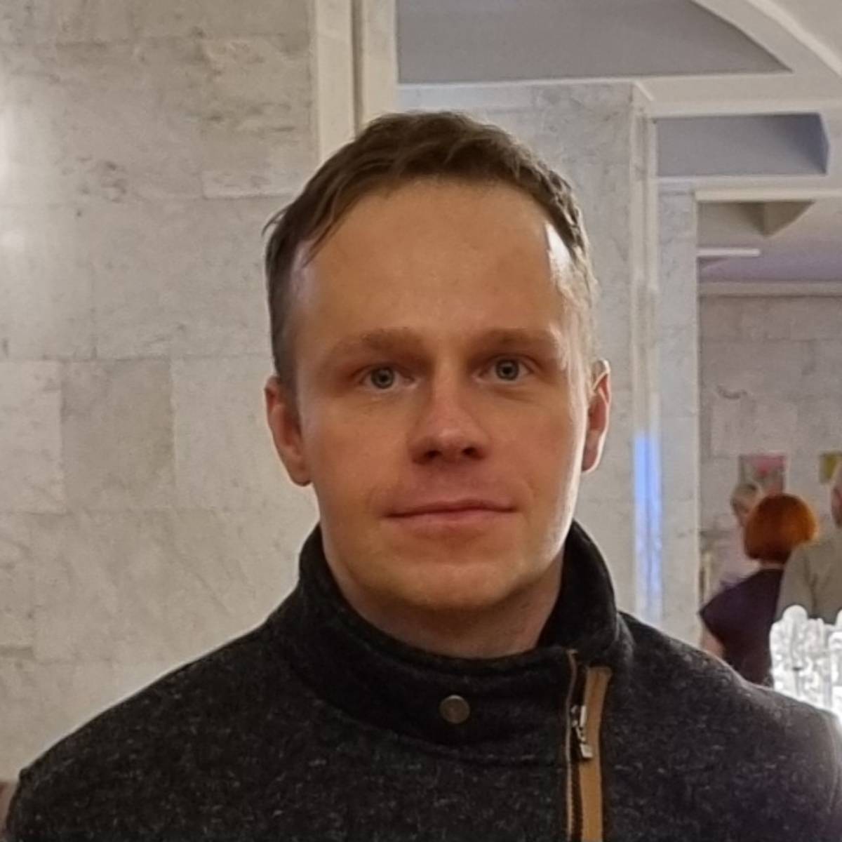 Владимир Карвоев