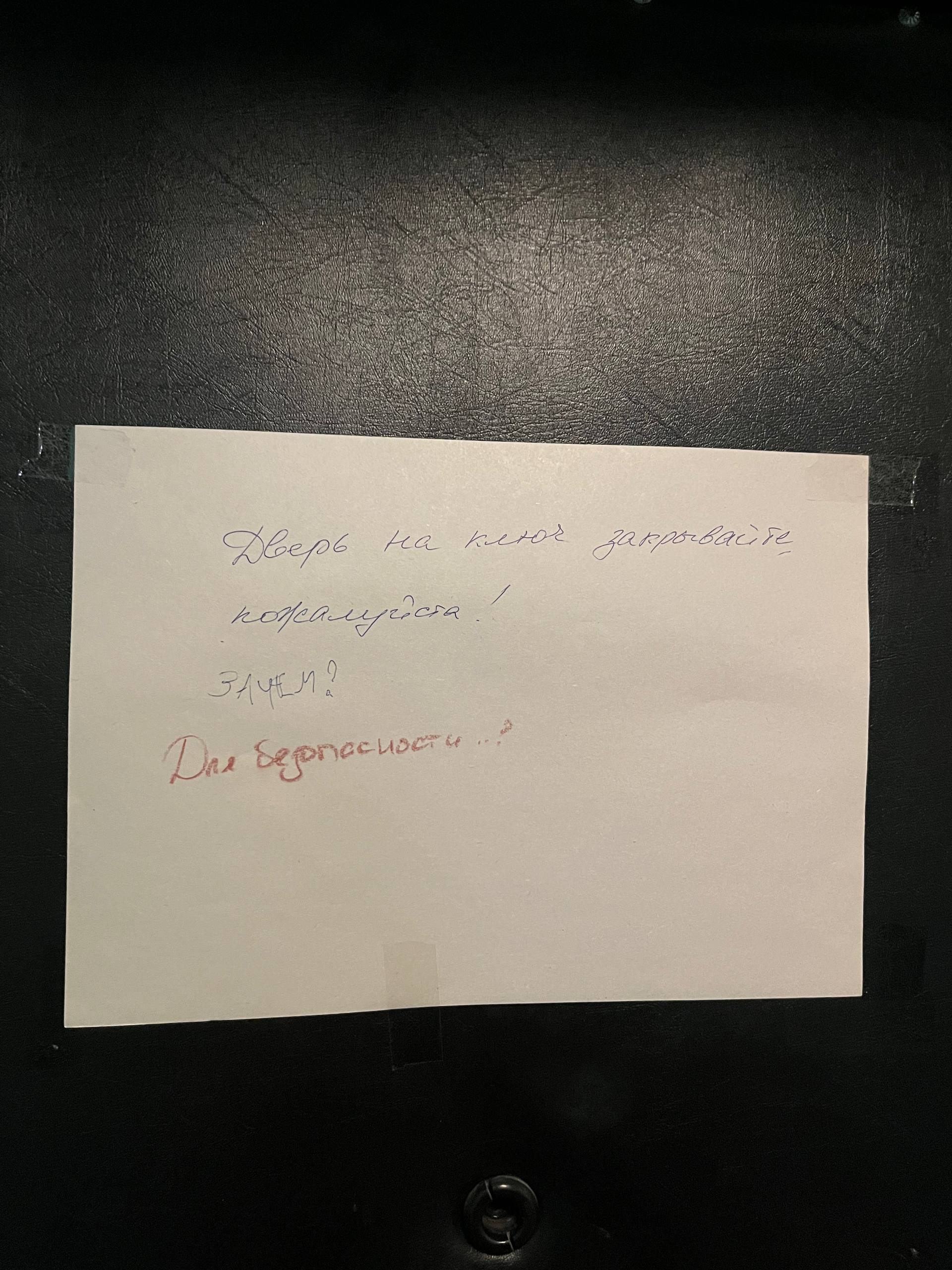 Тонкое искусство дипломатии
Легким, шелковистым шарфом мне ощущается слово ‘дипломатия’. Шарфом, которым можно как внести финальный штрих в стильный образ, так и задушить человека | Сетка — социальная сеть от hh.ru
