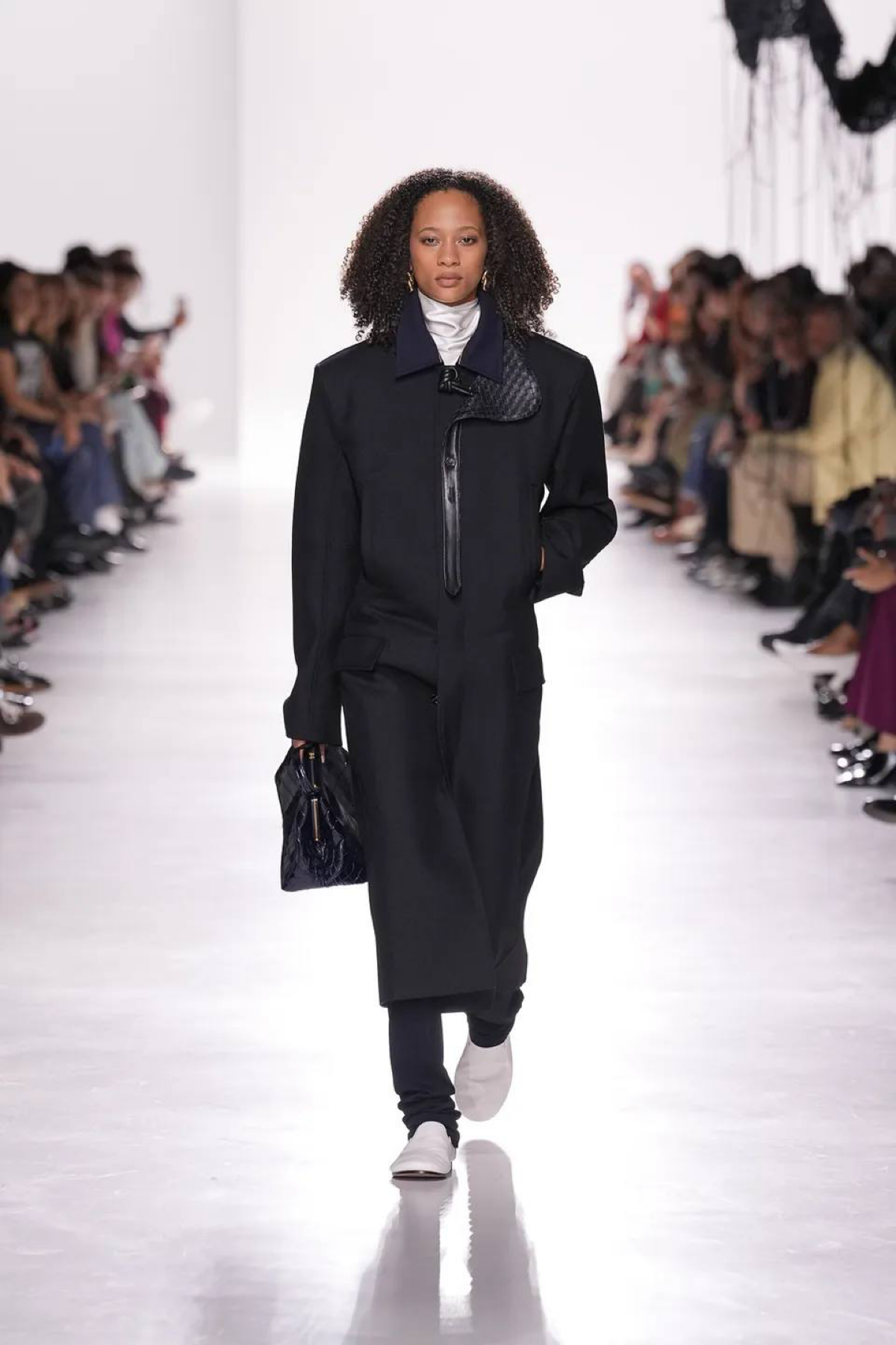 Новая глава Bottega Veneta S/S 2026 | Сетка — социальная сеть от hh.ru
