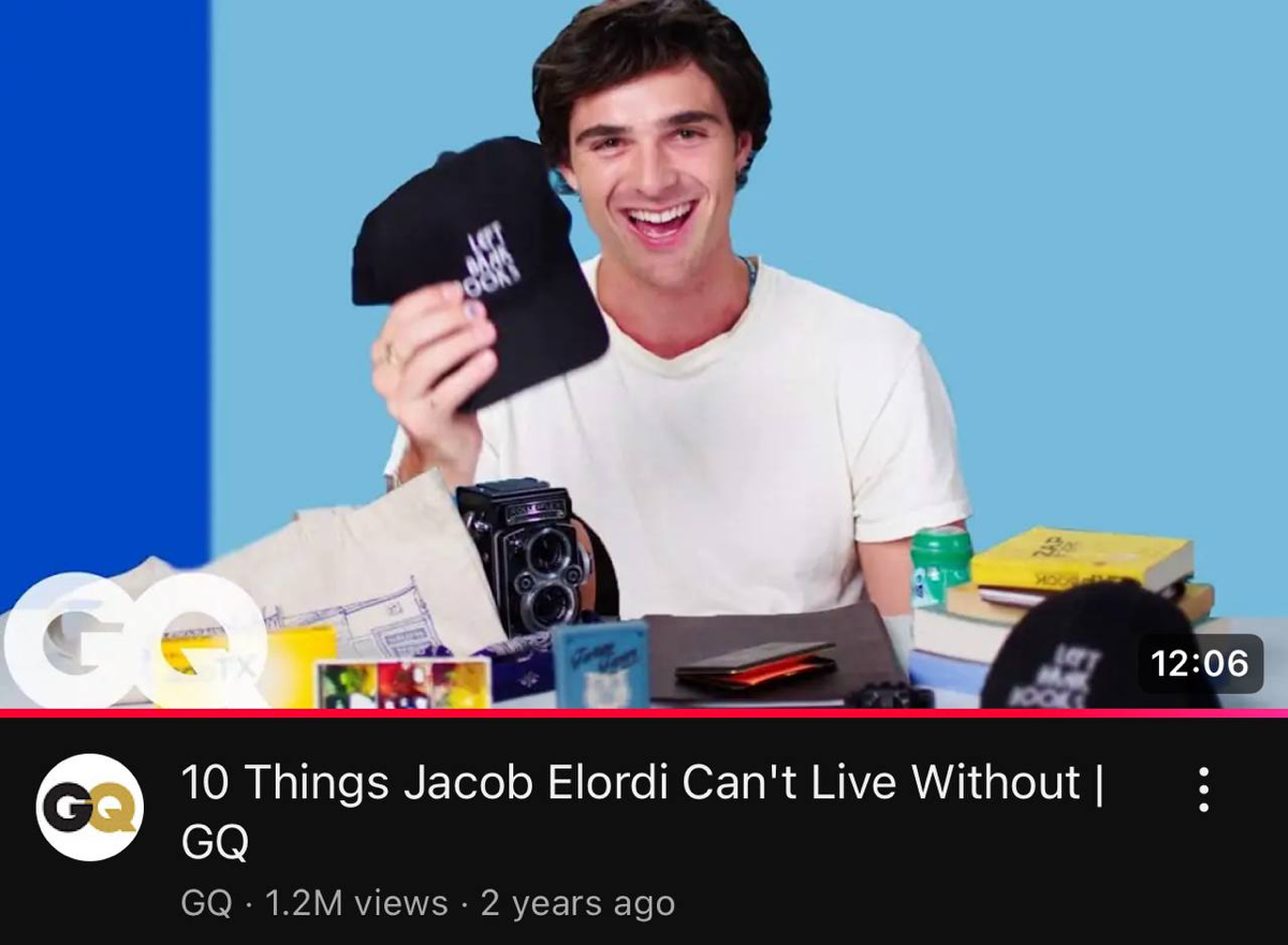 TOP 10 words/phrases from the “10 Essentials” by GQ | Jacob Elordi
1 | Сетка — социальная сеть от hh.ru