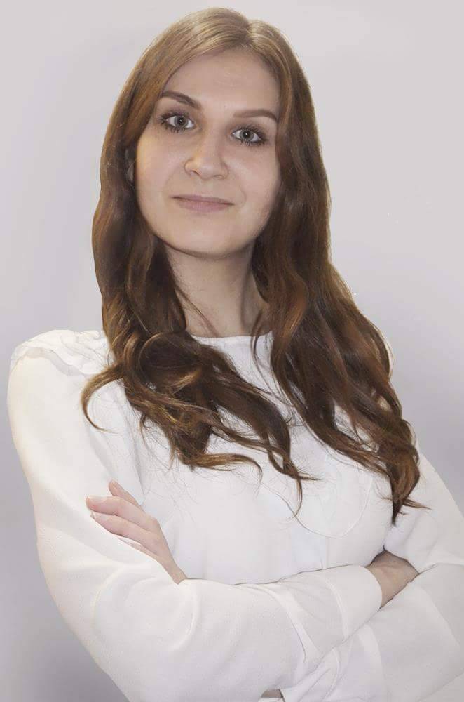 Анна Иванова