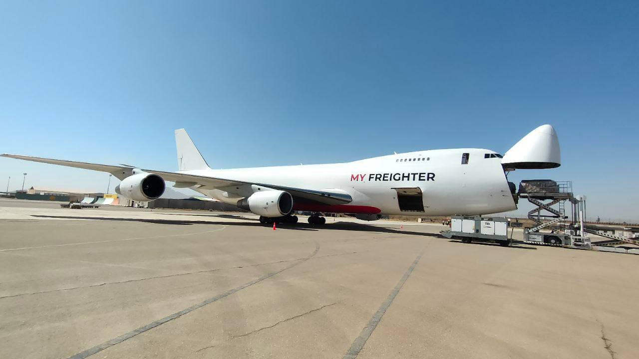 А это итерация B747 в грузовом варианте. За фото спасибо | Сетка — социальная сеть от hh.ru