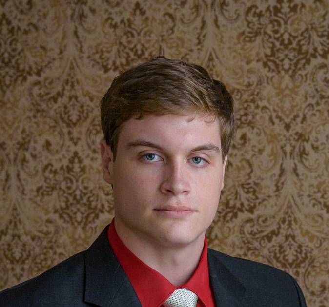 Валентин Александров
