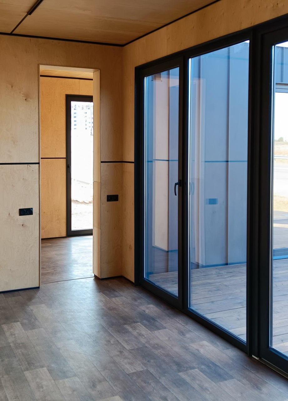 🏚 Модульный дом под аренду: выгодно ли это?
Многие думают, что дом для аренды — это дорого, долго и сложно.
Из-за этого теряют целый сезон, а вместе с ним и прибыль | Сетка — социальная сеть от hh.ru