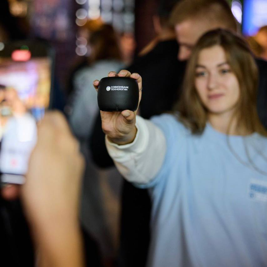 Совкомбанк Технологии на OFFZONE 2025 | Сетка — социальная сеть от hh.ru