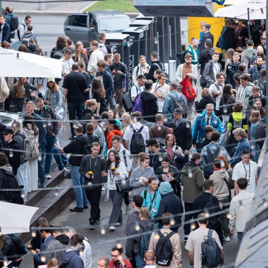 Совкомбанк Технологии на OFFZONE 2025 | Сетка — социальная сеть от hh.ru