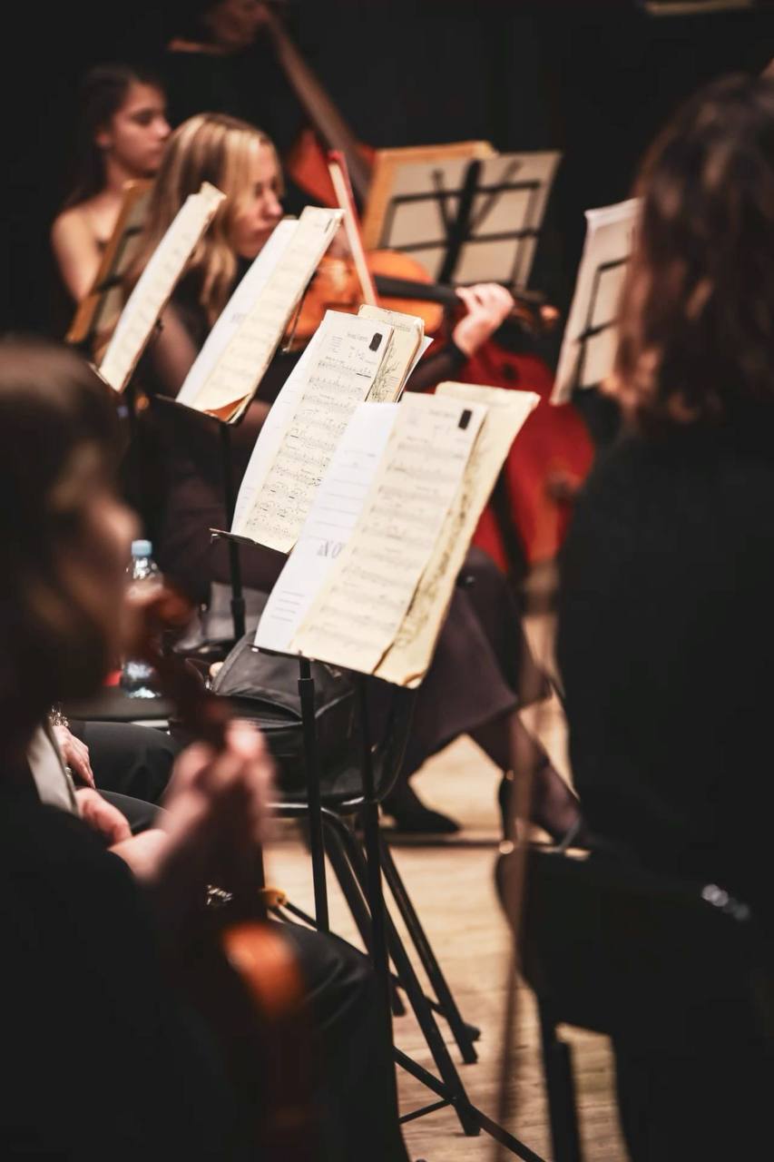 🎻Бесплатные концерты МССМШ им. Гнесиных
10, 11, 13 октября
▪️10 октября 18:00-20:00
📍Органный зал
Концерт учащихся и студентов отдела духовых инструментов МССМШ им | Сетка — социальная сеть от hh.ru