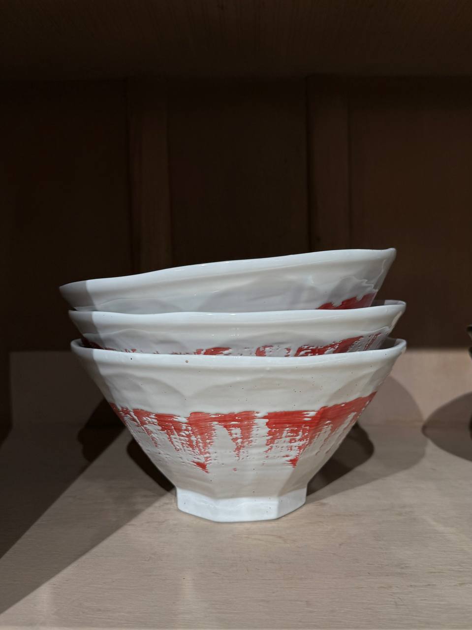 Говорят, счастье не купишь.
Но можно купить боул Tokyo Design — и вот оно, счастье в руках.
Рамен, поке, лапша, салаты — бери и наслаждайся красотой.🍜
roomers.ru
roomerspro.com | Сетка — социальная сеть от hh.ru