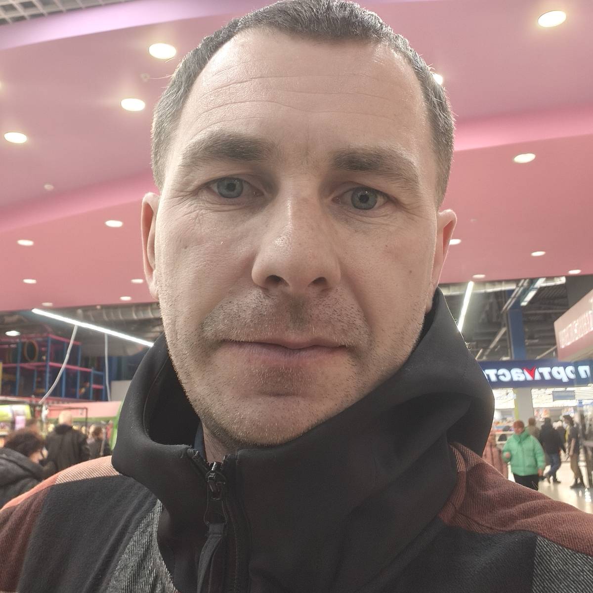 Роман Ивкин