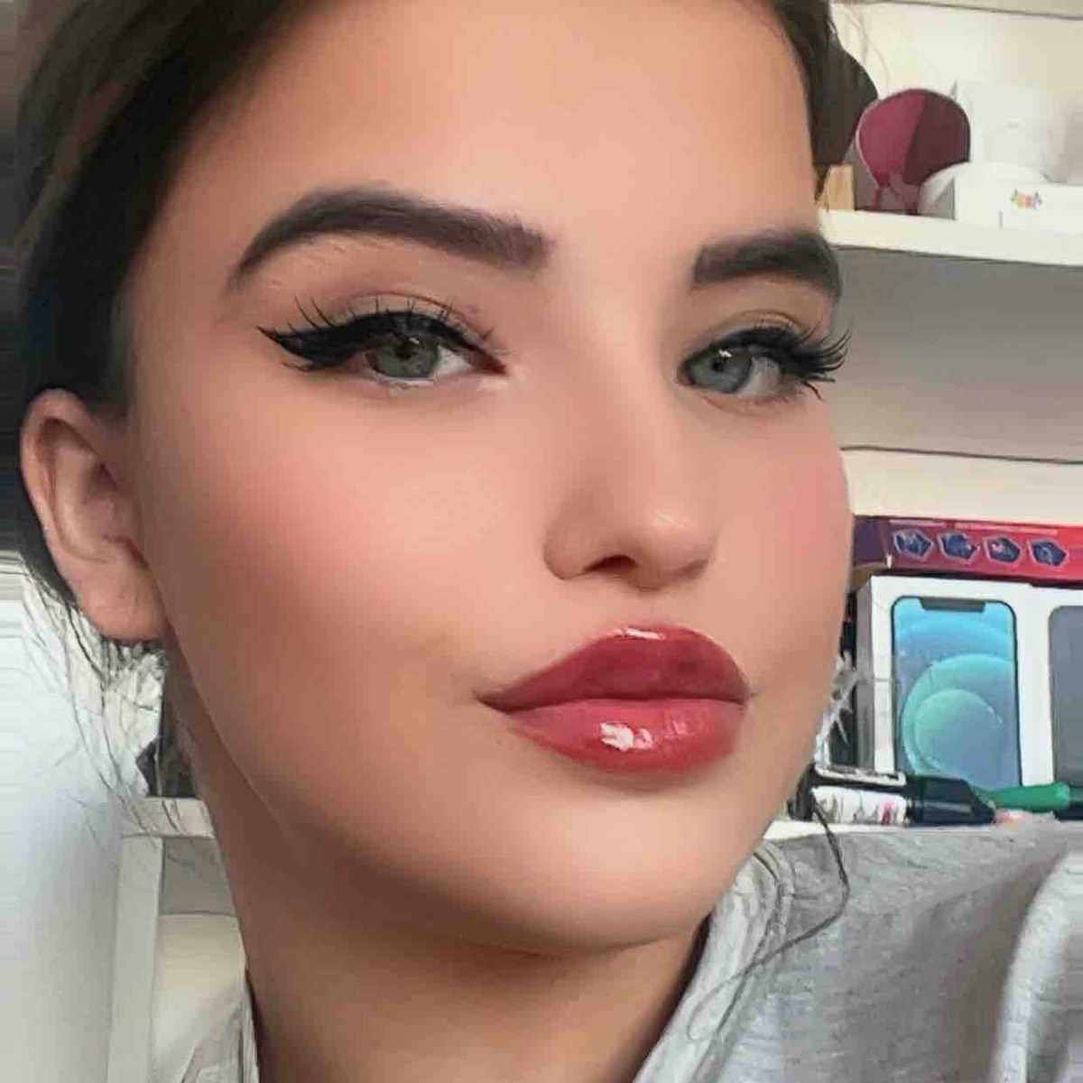 Аня Пронина | Сетка — социальная сеть от hh.ru