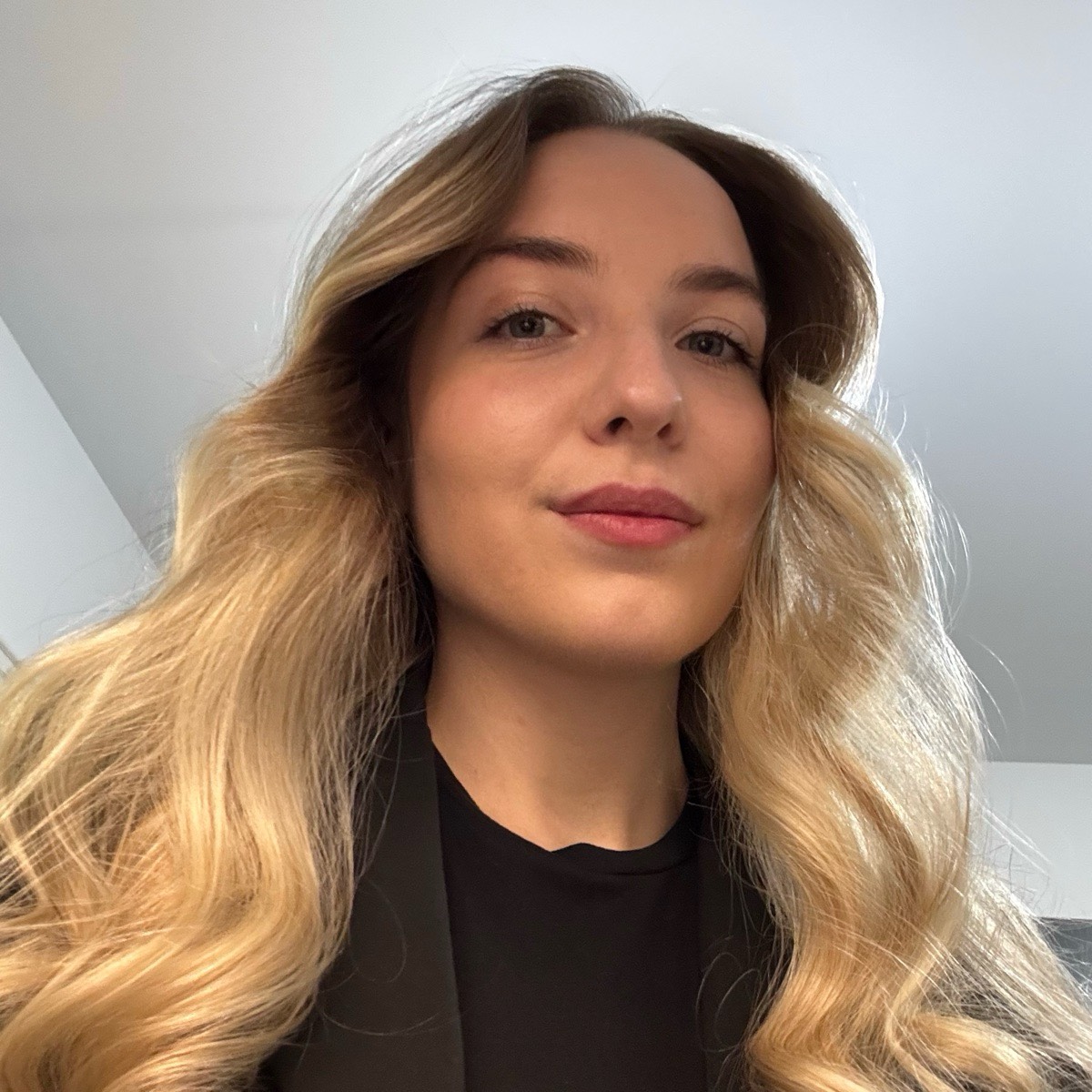 Ксения Осташкевич | Сетка — социальная сеть от hh.ru