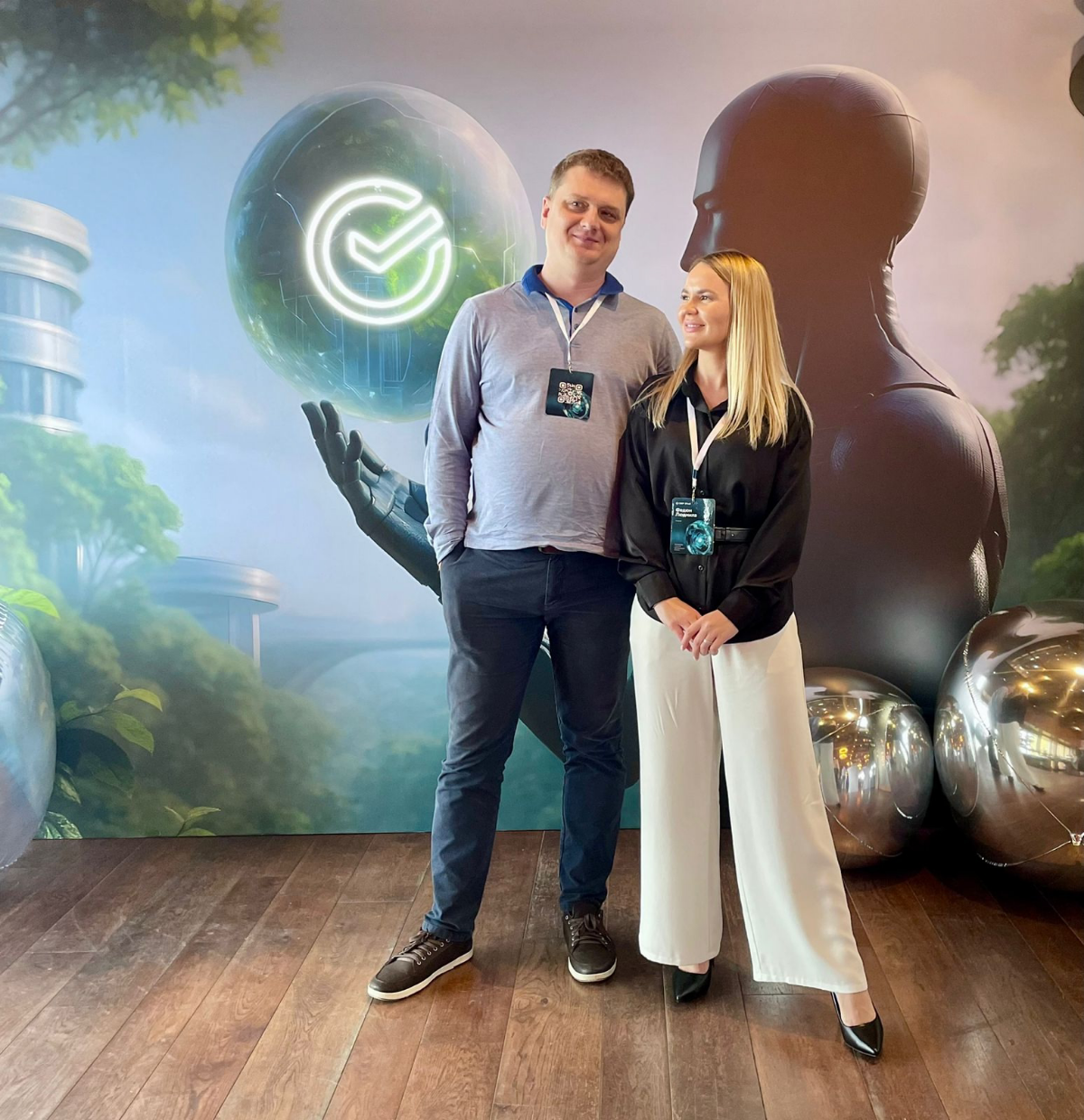 Состоялся финал бизнес-акселератора по цифровой трансформации в Крыму! 🚀  
Наша команда экспертов продолжает покорять новые вершины! На этот раз специалисты отдела программных разработок и поддержки б... | Сетка — социальная сеть от hh.ru