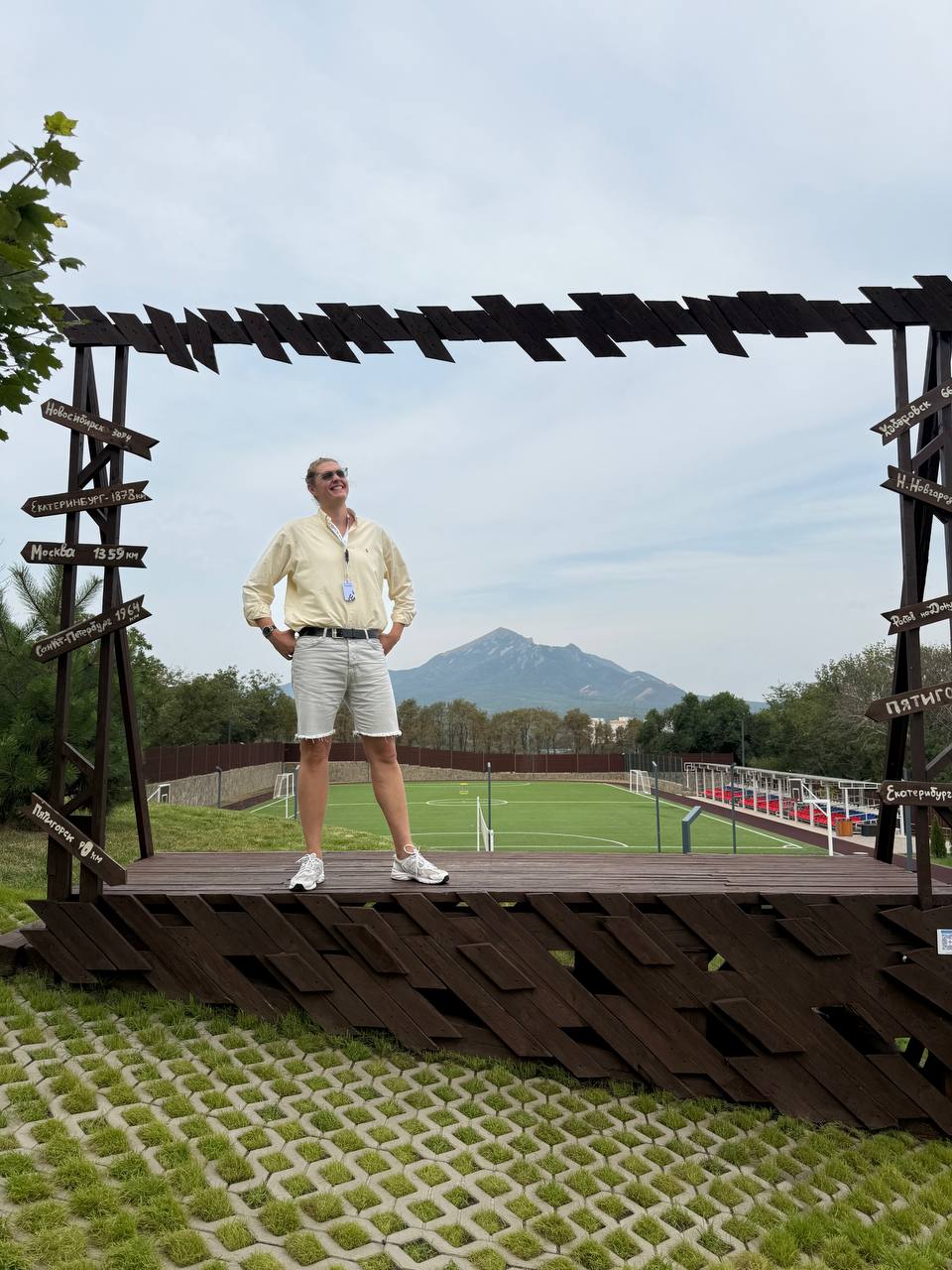 Итоги сентября
Традиционная рубрика с итогами месяца.
Начну с конца | Сетка — социальная сеть от hh.ru