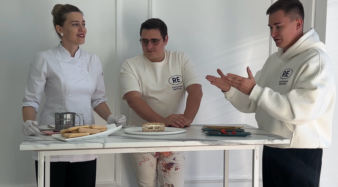 Презентуем первый в России десерт от застройщика! 🍰 | Сетка — социальная сеть от hh.ru