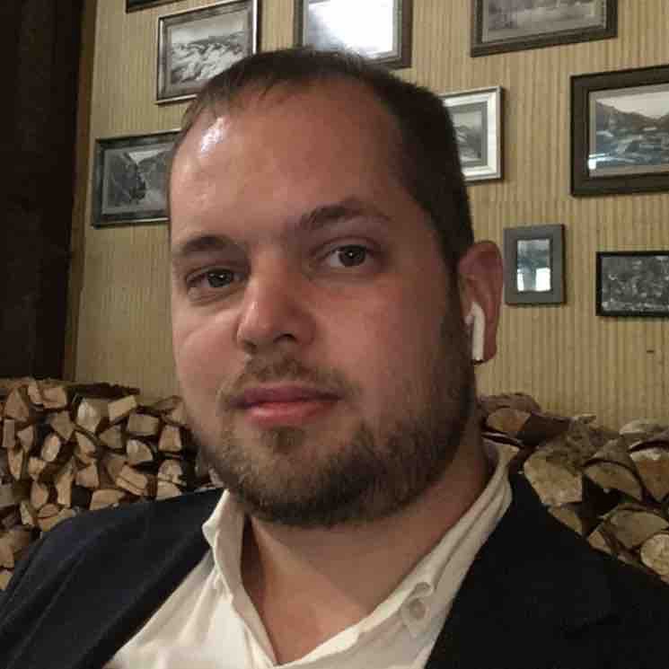 Андрей Юрков