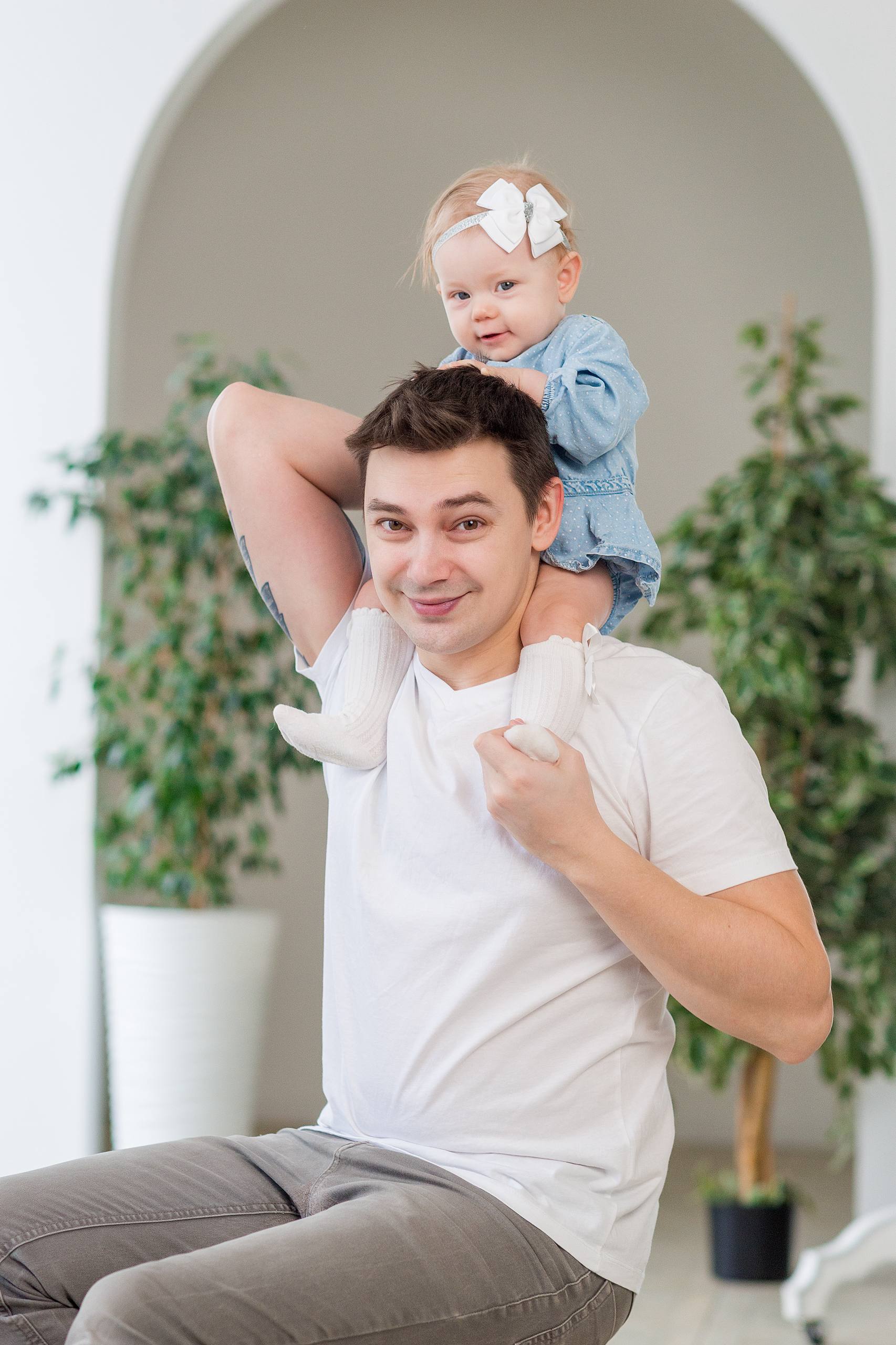 👶 "Срыгивает после каждого кормления — это нормально?"
Каждый раз, когда Лира срыгивала молоком, я мысленно перечитывал учебник педиатрии — а вдруг что-то не так? Спойлер: в 90% случаев ЭТО НОРМА!
👉 М... | Сетка — социальная сеть от hh.ru
