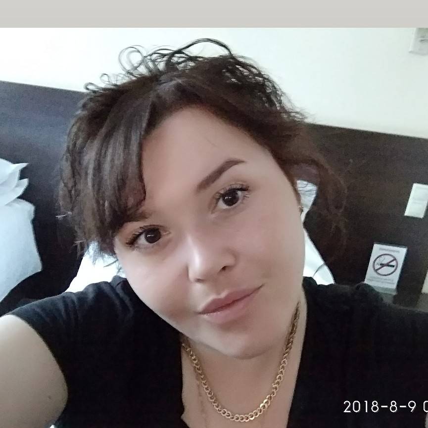 Анна Власова