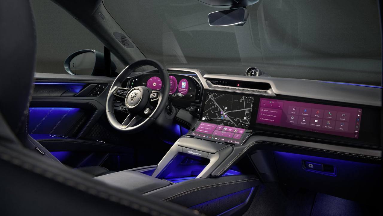 Как вам салон нового Porsche Cayenne Electric 2026, а именно мультимедиа? ⚡️
📺 Экранов — много.
(напомню, я люблю и голосую за кнопки 😄)
Но в Porsche эти дисплеи выглядят гармонично и в духе бренда | Сетка — социальная сеть от hh.ru