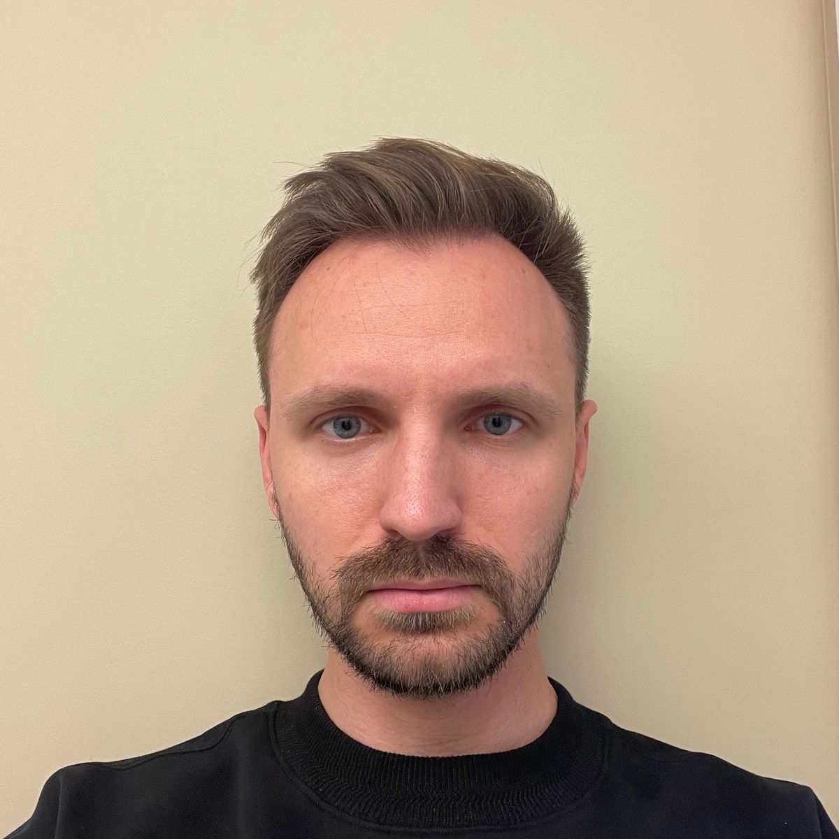 Эльдар Белоконь