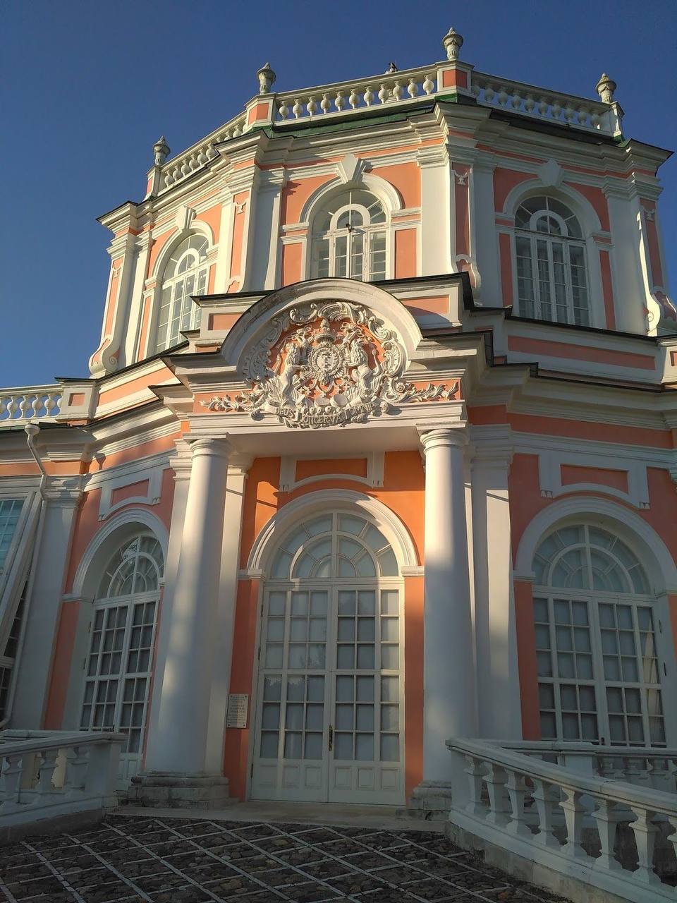 Прекрасные усадьбы Москвы😍
▪️Усадьба Братцево
📍Светлогорский пр., 13
▪️Усадьба Измайлово
📍городок им. Баумана, 2, стр. 14
▪️Усадьба Кусково
📍ул | Сетка — социальная сеть от hh.ru
