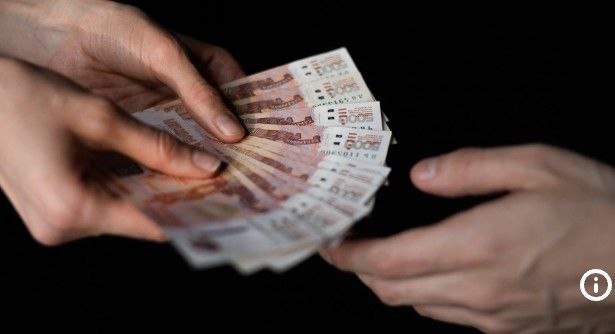 Использование наличных денег не прекратится в ближайшие годы, но доля безналичных платежей в России может вырасти до 90% после 2027 года, прогнозирует ведущий аналитик Freedom Finance Global Наталья М... | Сетка — социальная сеть от hh.ru