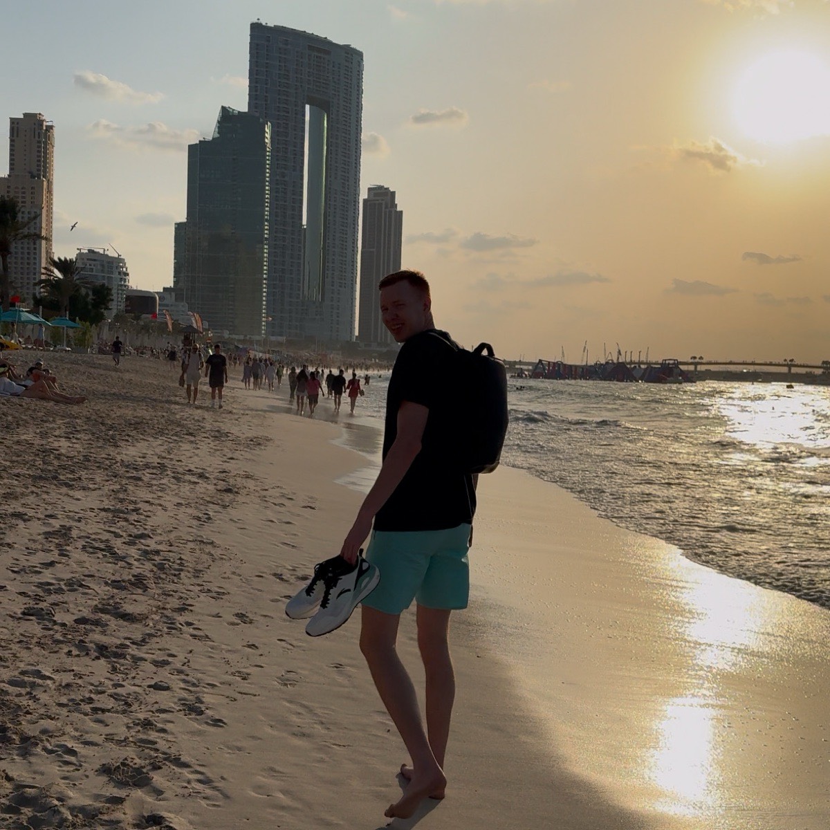 Boris Mikhin | Сетка — социальная сеть от hh.ru