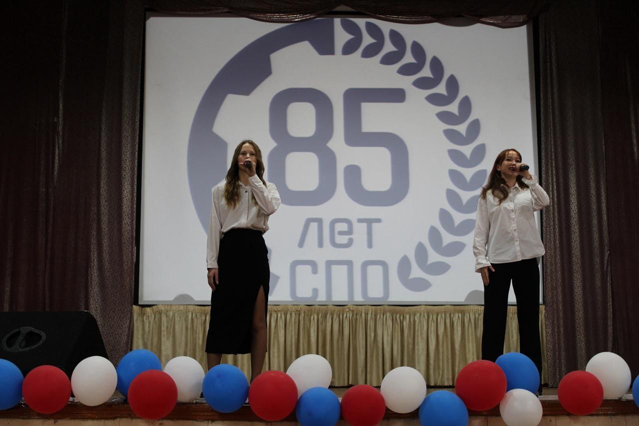 85 лет профессионализма — 85 лет СПО! 🎉
Вчера в стенах Новосибирского колледжа пищевой промышленности и переработки царила по-настоящему праздничная атмосфера! «Сибирский Гурман» не остался в стороне ... | Сетка — социальная сеть от hh.ru