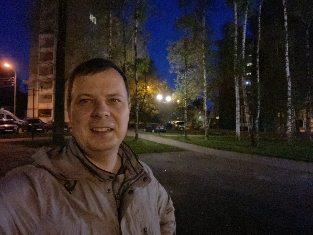Ладно...
С формой обратной связи и сроками я немного погорячился
Нужно как минимум утрясти историю с политикой обработки персональных данных, чтобы не влететь на довольно серьезные штрафы по 152-ФЗ | Сетка — социальная сеть от hh.ru