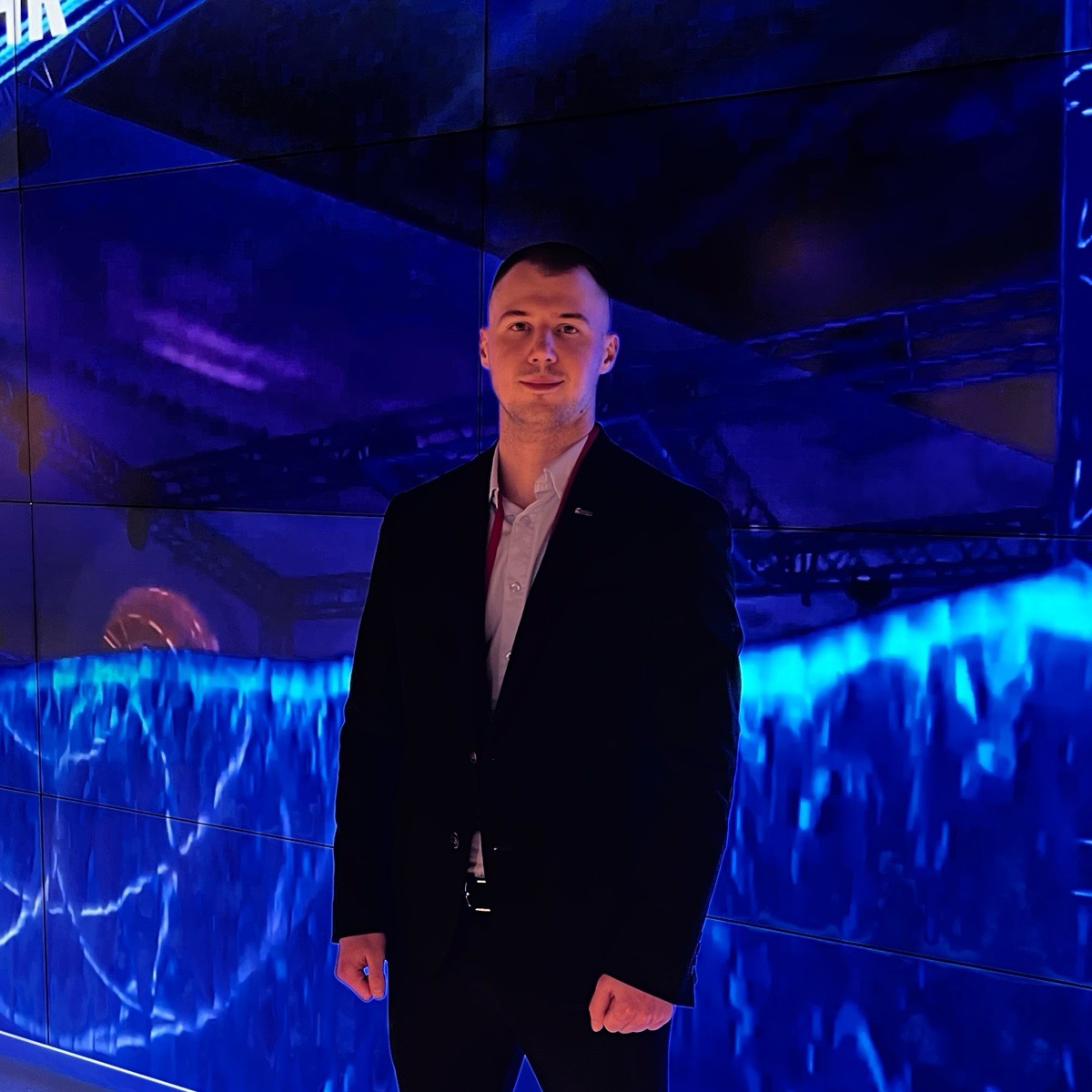 Владислав Амелин | Сетка — социальная сеть от hh.ru