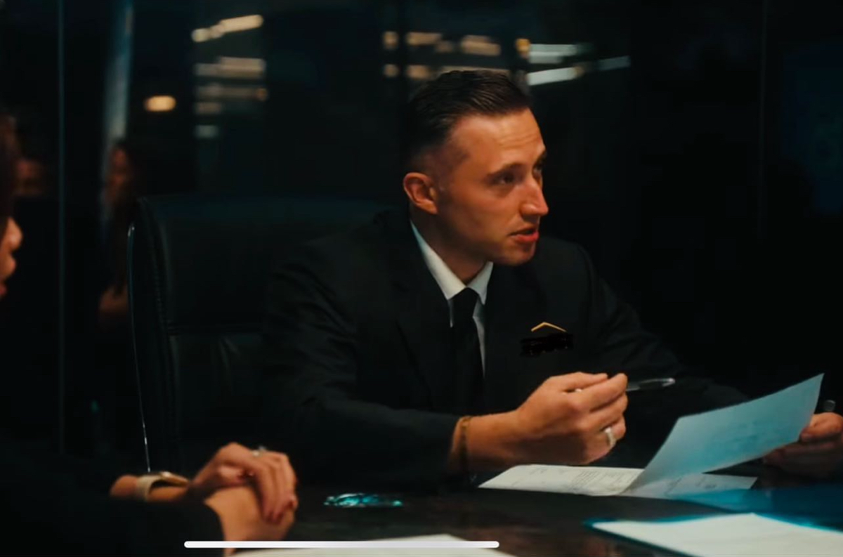 🌍 Business meetings on the international stage are more than just discussions — they’re gateways to new markets, partnerships, and ideas | Сетка — социальная сеть от hh.ru