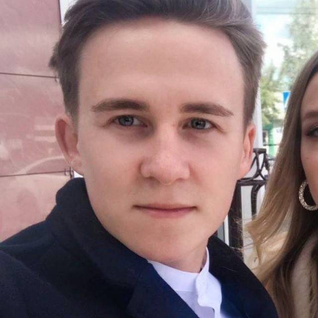 Александр Гриценко