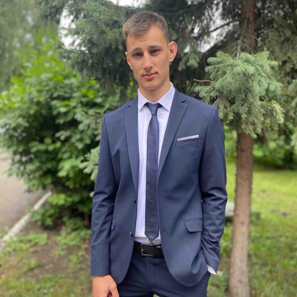 Александр Лопатин