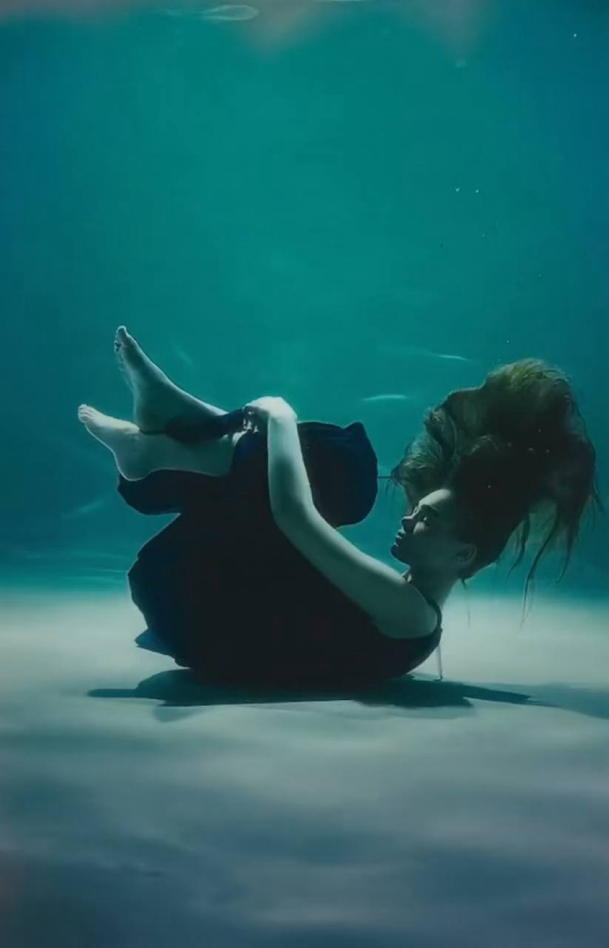 Подборка 6 идей вдохновения 
для креативного НЕЙРОвизуала | Сетка — социальная сеть от hh.ru