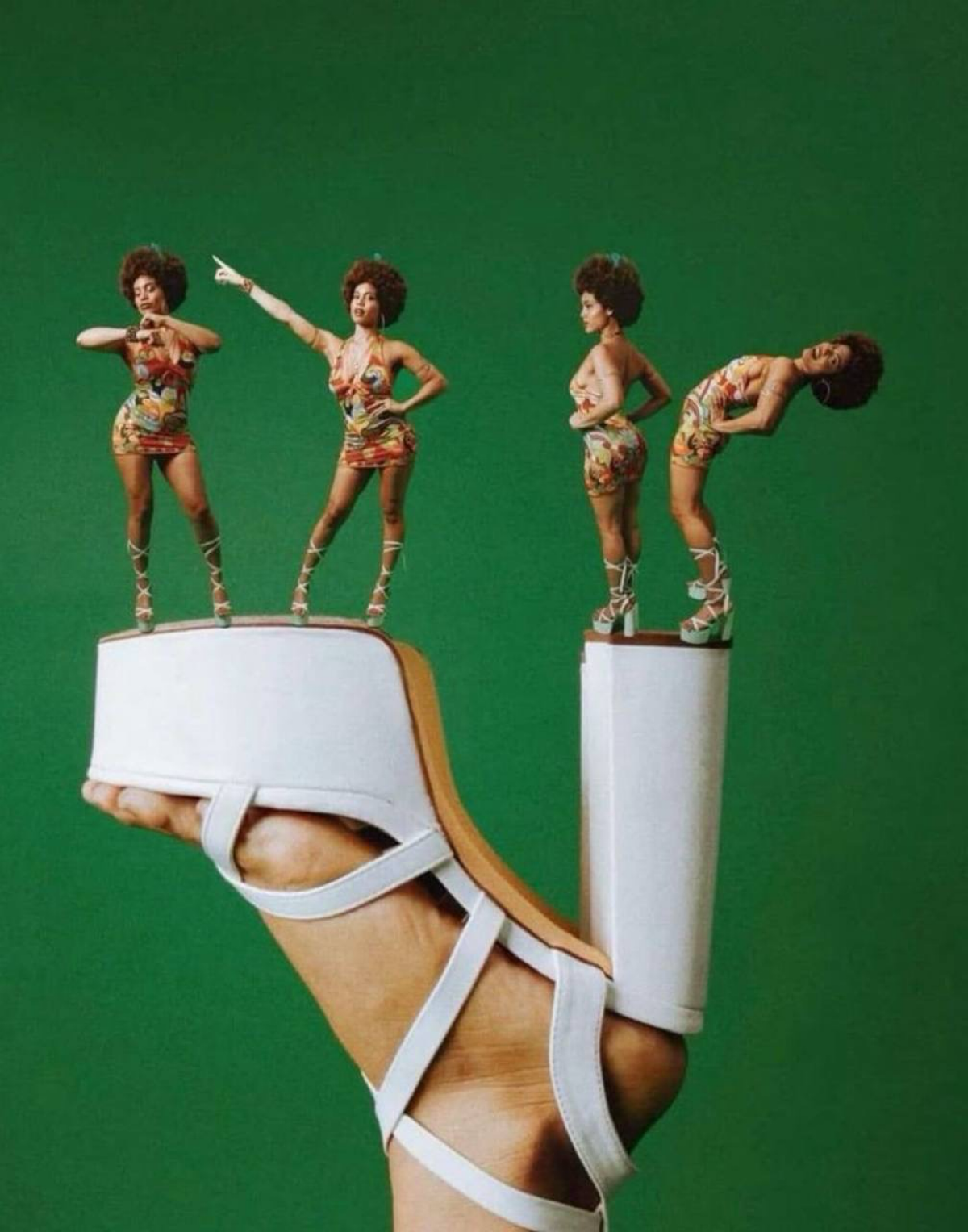 Подборка 6 идей вдохновения для креативного НЕЙРОвизуала | Сетка — социальная сеть от hh.ru