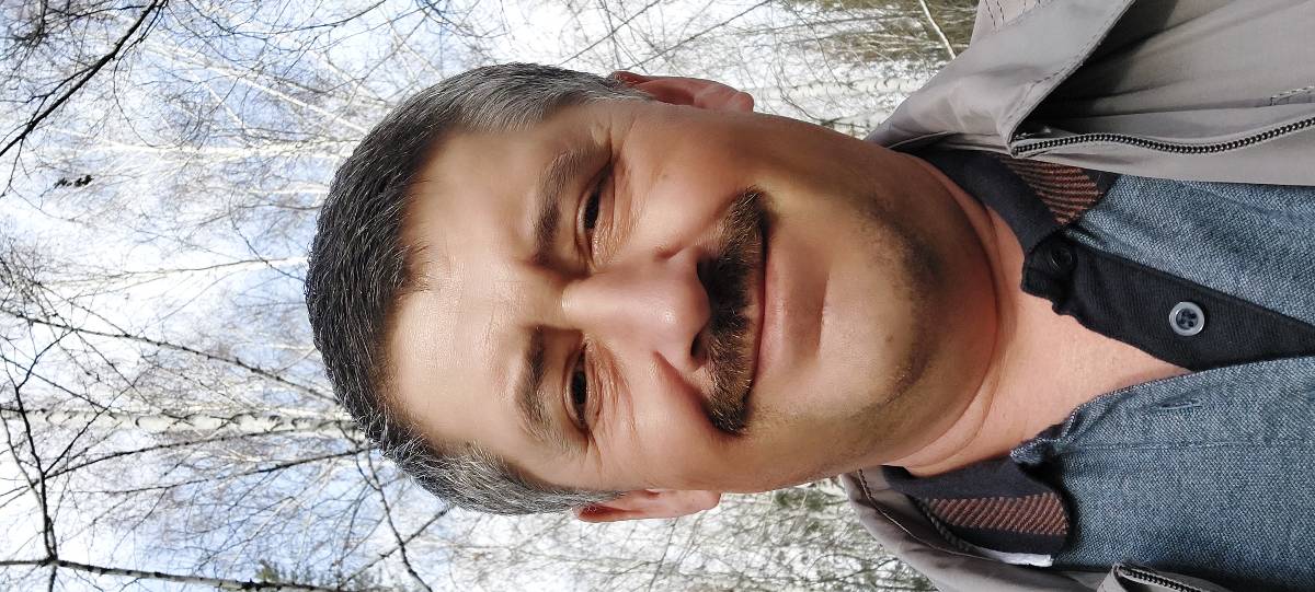 Владислав Александров