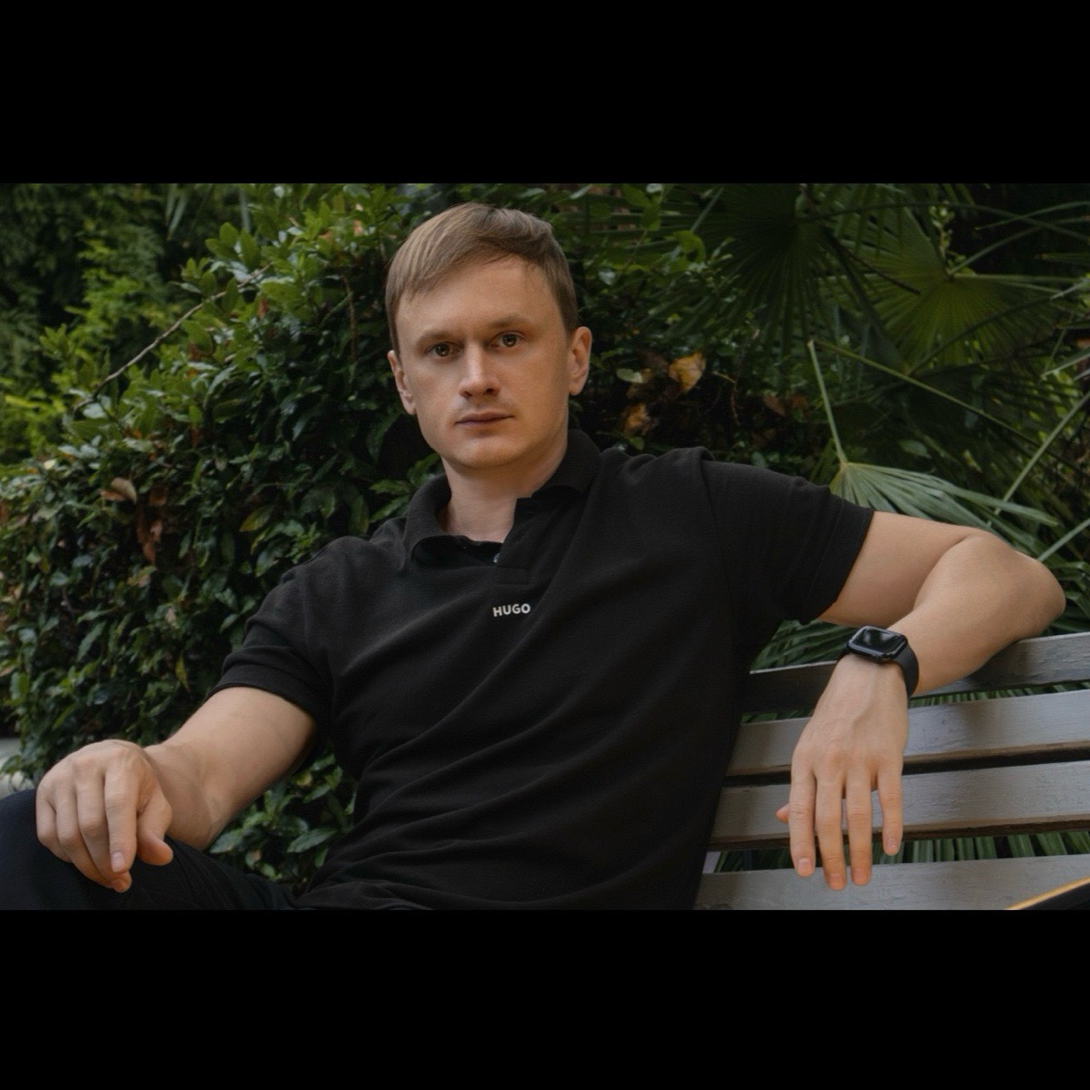 Роман Стоун