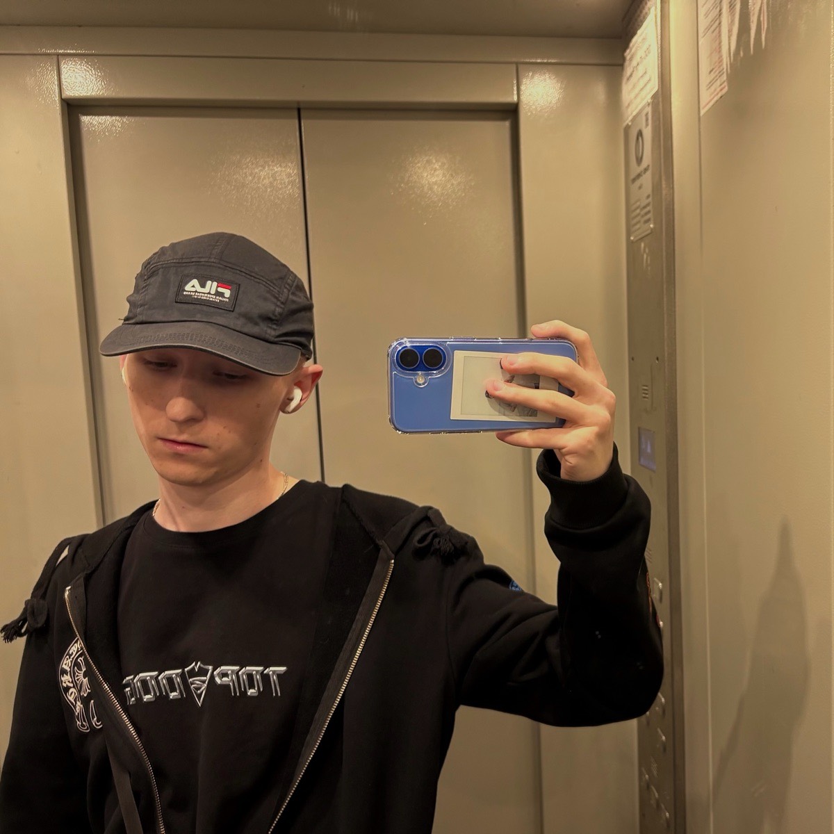Кирилл Лаухин