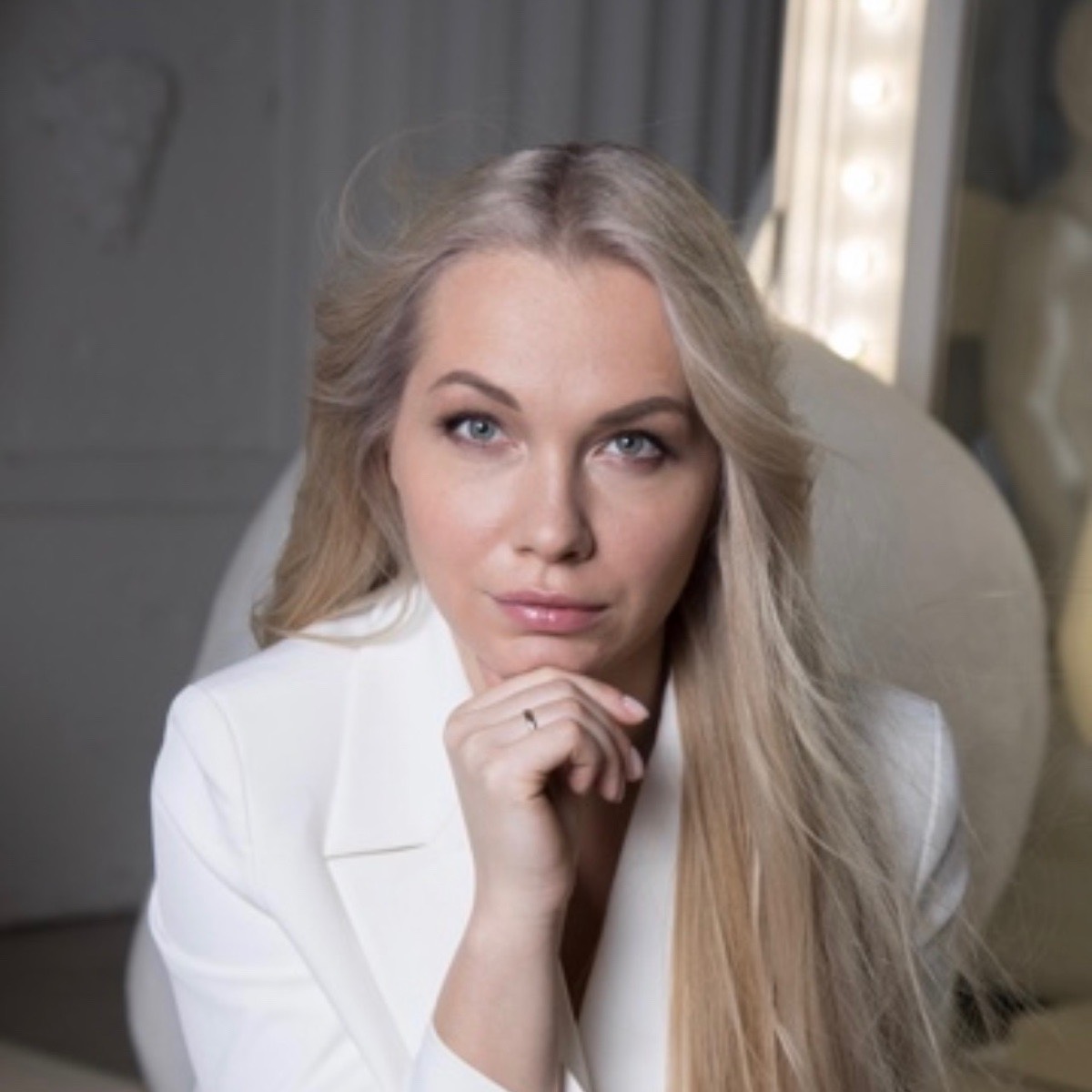 Анна Мг