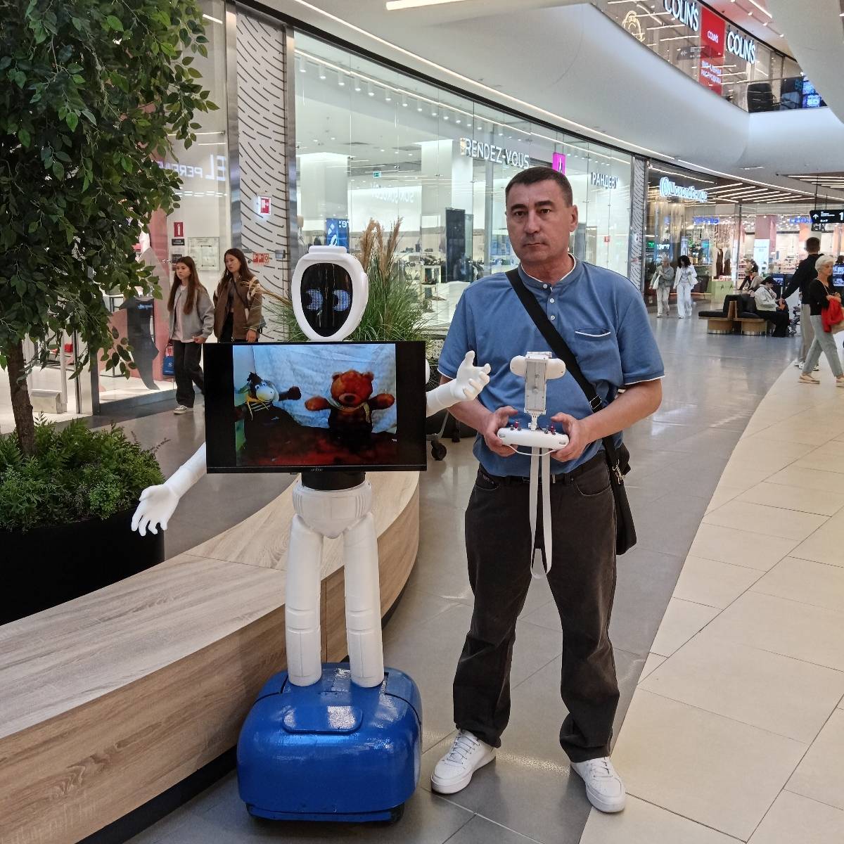 Андрей Фролов