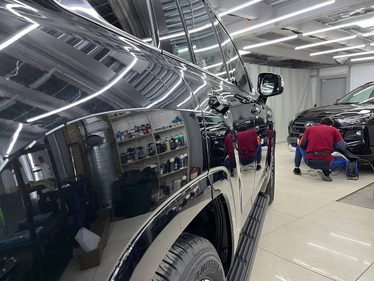 Зачем нужна коррекция плёнки после оклейки автомобиля?
После оклейки автомобиля защитной плёнкой (антигравийной полиуретановой) всегда важно приезжать на коррекцию | Сетка — социальная сеть от hh.ru