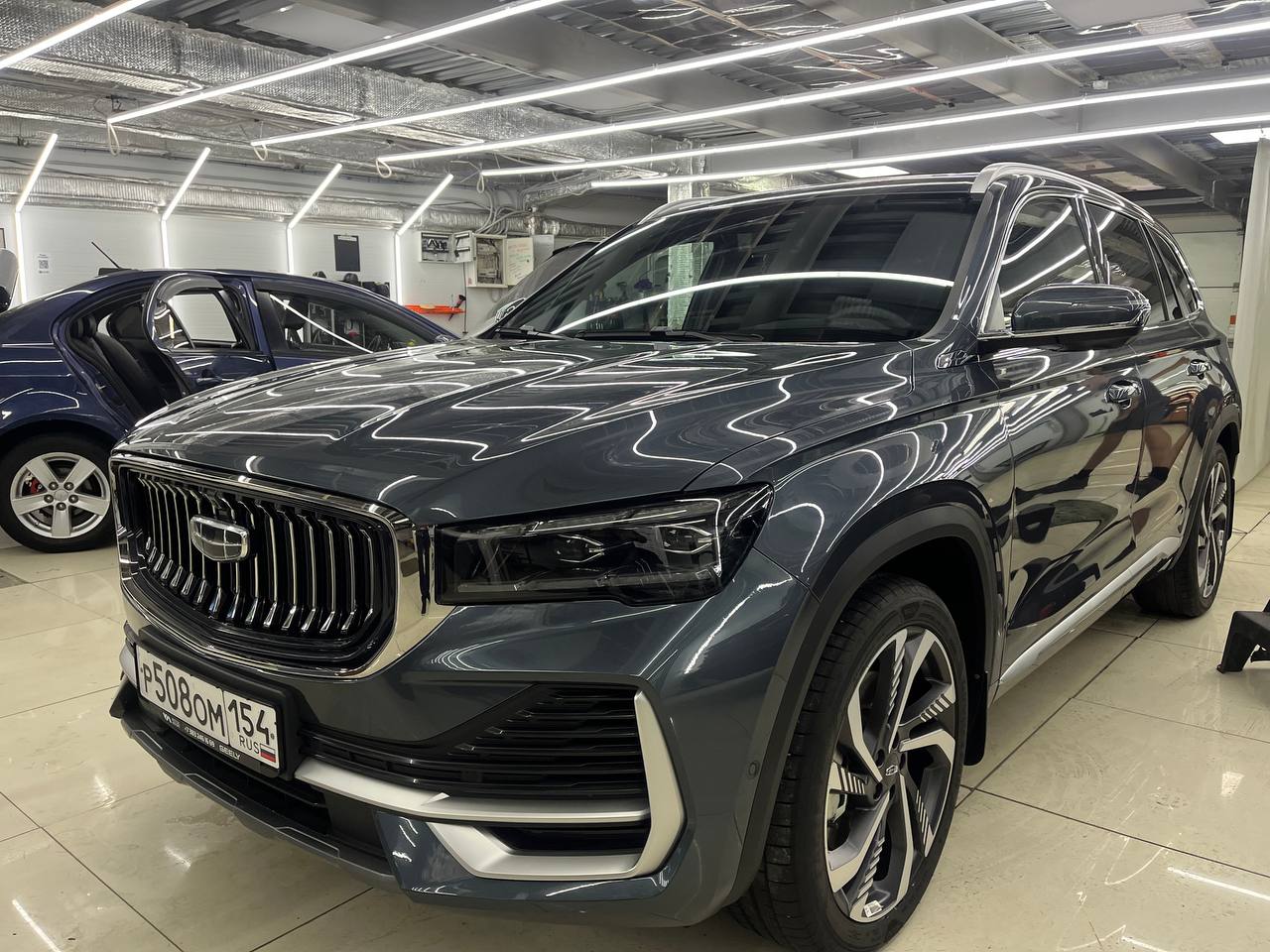 Зачем нужна коррекция плёнки после оклейки автомобиля?
После оклейки автомобиля защитной плёнкой (антигравийной полиуретановой) всегда важно приезжать на коррекцию | Сетка — социальная сеть от hh.ru