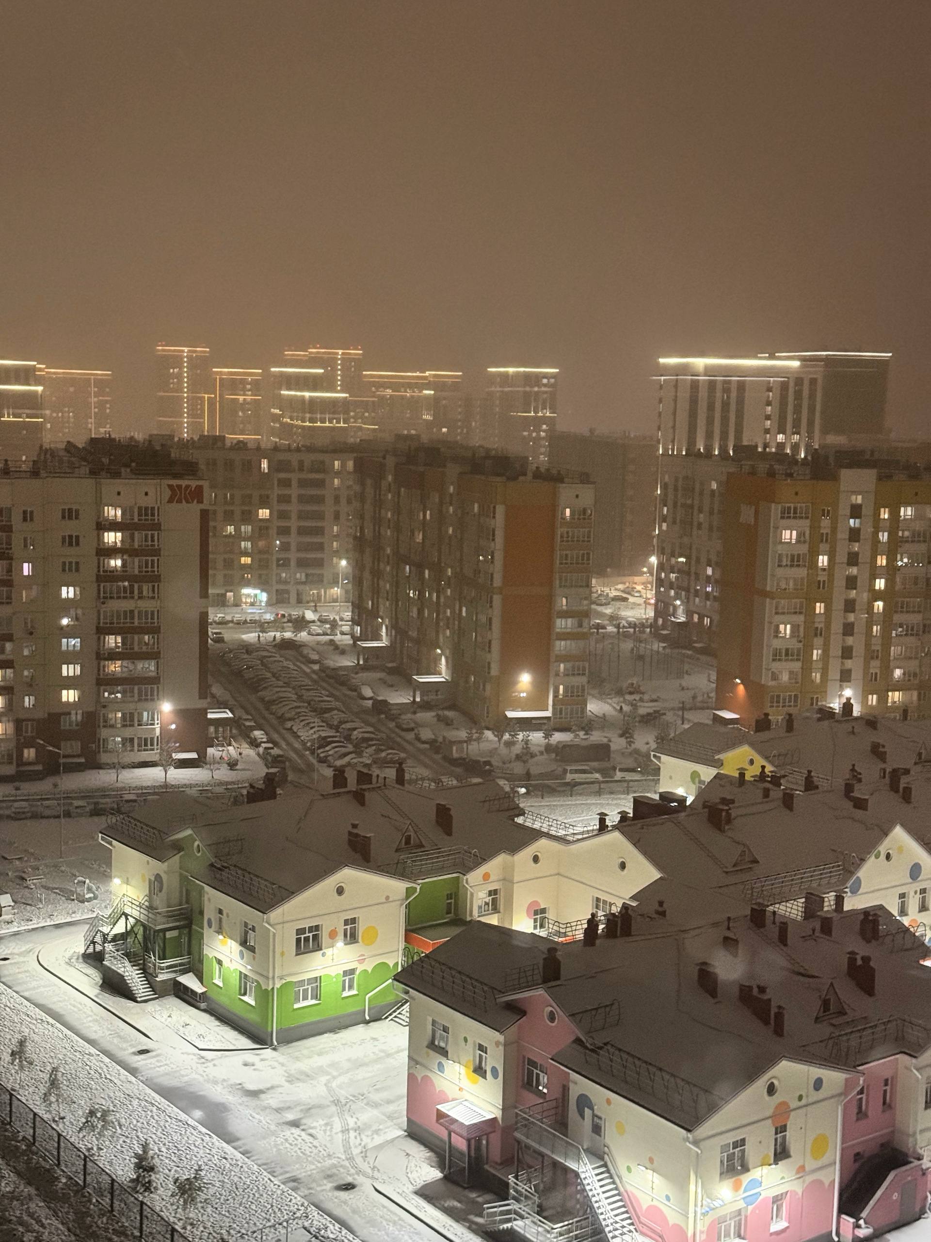 Шикарный снежный понедельник в Сибири. Выпала месячная норма осадков и все покрыто снегом | Сетка — социальная сеть от hh.ru