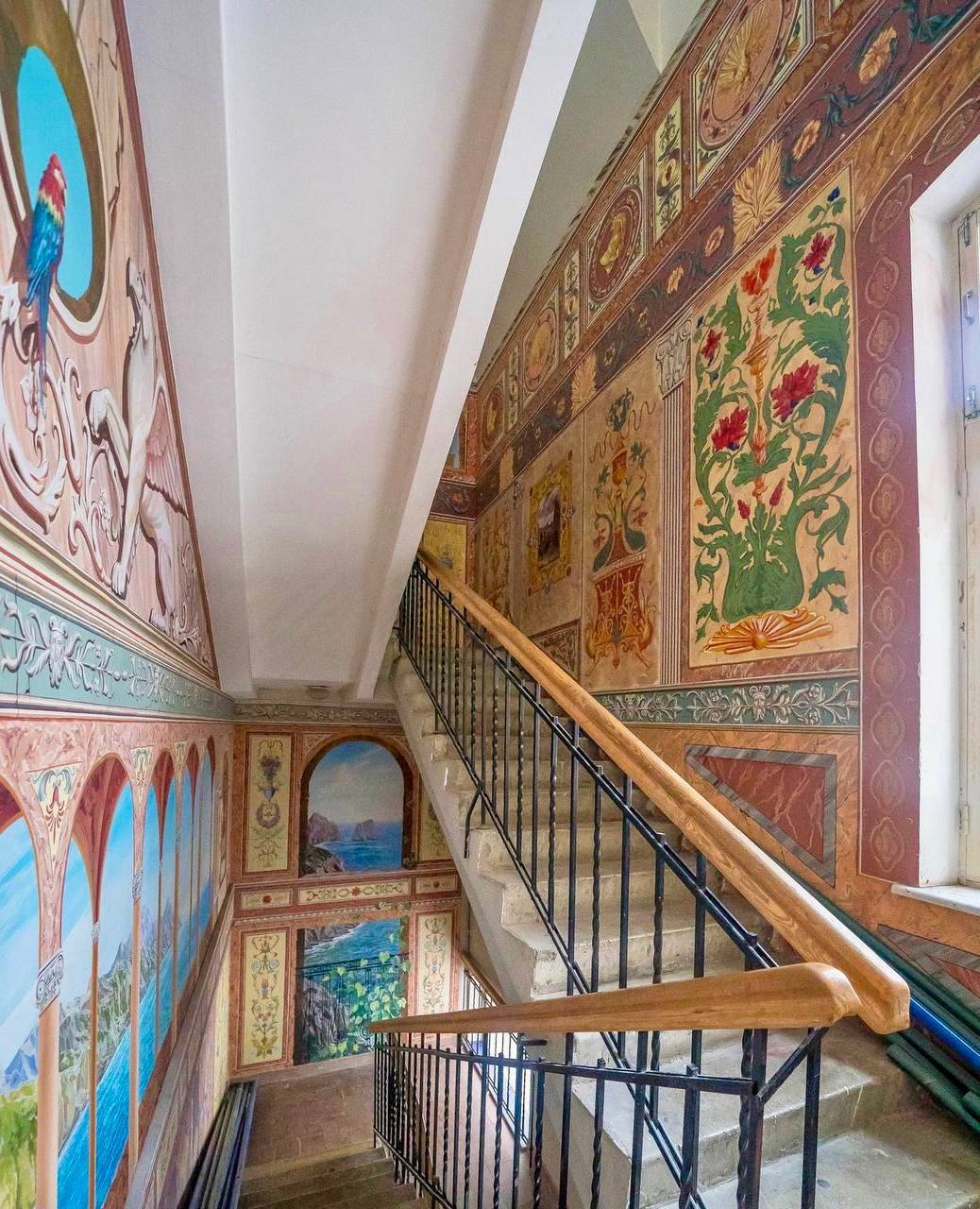 🎨 В школе-музее акварели Сергея Андрияки пройдёт день открытых дверей 11 октября
11 октября 11:00-17:00
В программе:
⏺️Экскурсии по историческому зданию Школы и тематическим выставкам
⏺️Пробные уроки ... | Сетка — социальная сеть от hh.ru