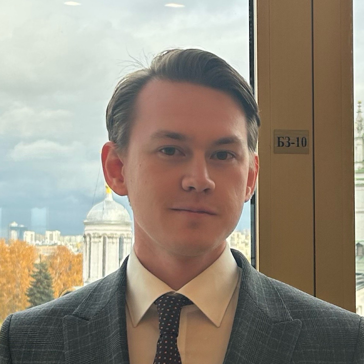 Елизар Кустарников | Сетка — социальная сеть от hh.ru